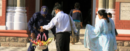 Pakistan: Katholiken engagieren sich vor Ostern für Sicherheit ihrer Kirchen