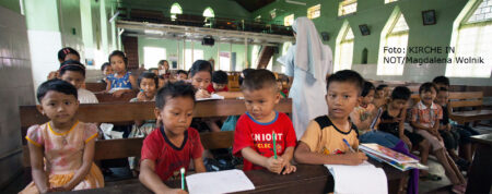 KIRCHE IN NOT ruft am 1. Februar zum 24-Stunden-Gebet für Myanmar auf