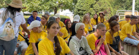 Ukraine: Zelt für Jugendtreffen und andere Veranstaltungen